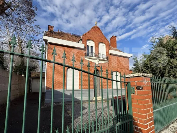 Demeure 5 pièces 162 m² 