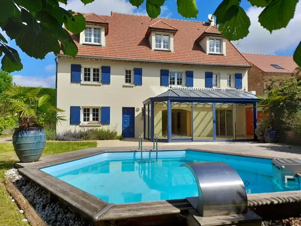 Maison 14 pièces 340 m² 