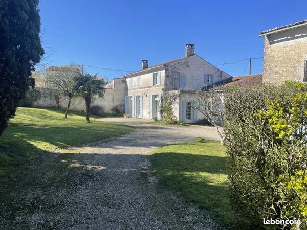 Maison de village 10 pièces 214 m² 