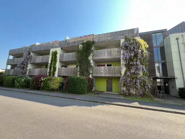 Bruz centre - Appartement 4 pièces - terrasse et jardin - 2 parking - Cellier 