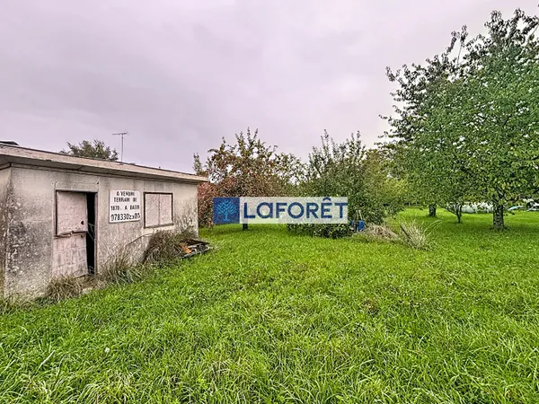 Terrain 1870 m² 