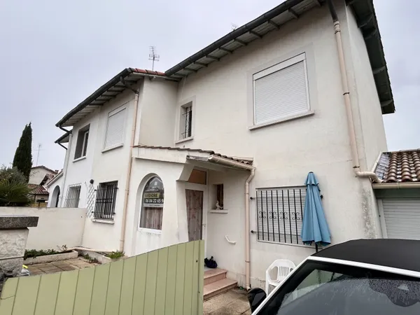 Maison 1 pièce 250 m² 