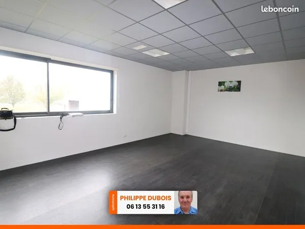 Bureaux 200 m² 