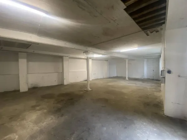 Entrepôt 92 m² 