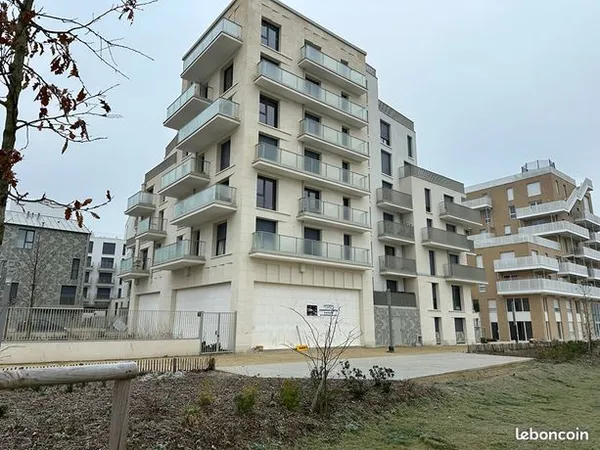 Local commercial 170 m² 