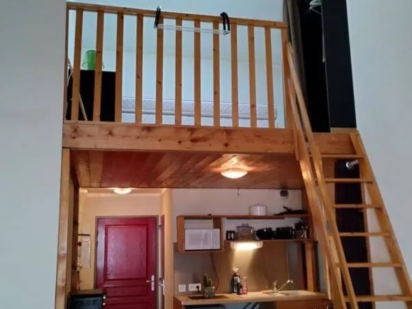 Studio 1 pièce 35 m² 