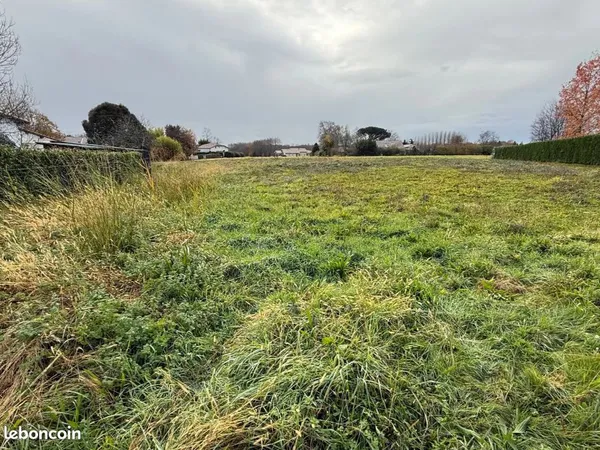 Terrain 1 286 m² Tethieu 