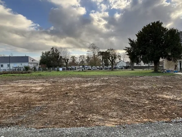 Terrain 691 m² 