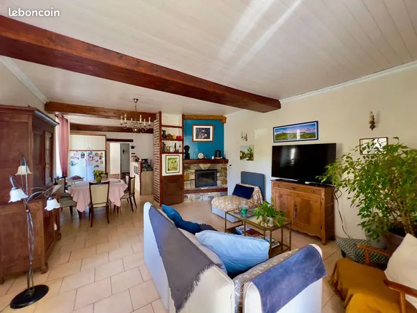 Maison 6 pièces 211 m² 