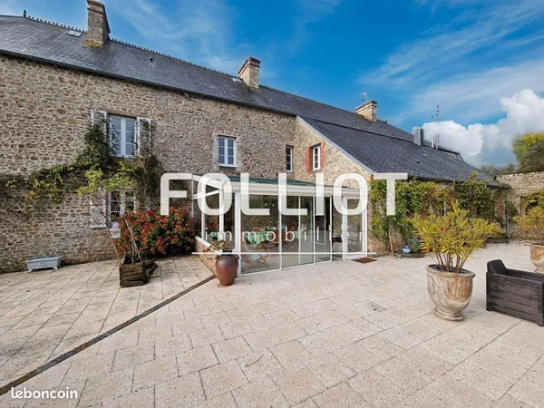 Maison 20 pièces 313 m² 