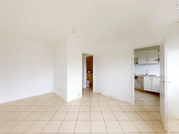 Studio 1 pièce 25 m² 