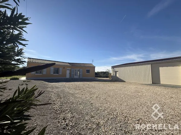 Maison de plain-pied 5 pièces 102 m² 