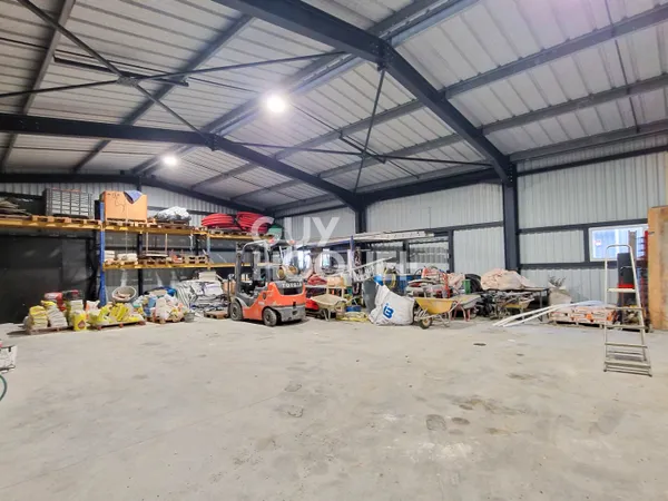 Entrepot et bureau La Tremblade 222 m2 