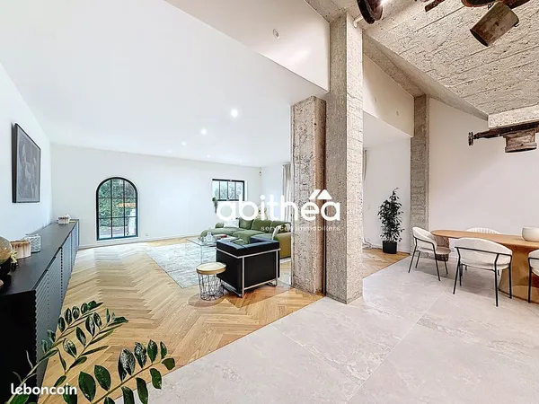 Propriété 5 pièces 151 m² 