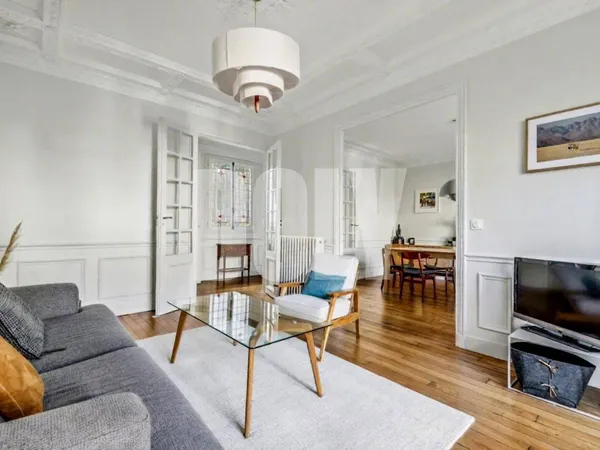 Vends T5 - 100m² - Paris 