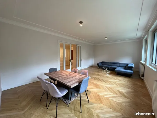 Appartement 4 pièces 137 m² 