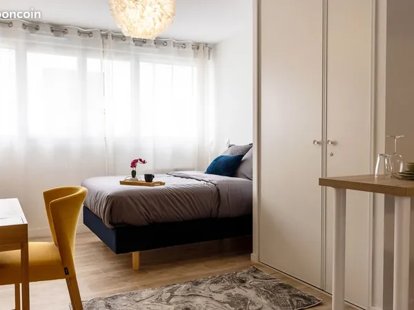 Studio 1 pièce 19 m² 