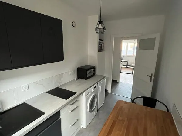 F1 meublé 33 m² - Gare d'Épinal à 1 min à pied - Calme & rénové 