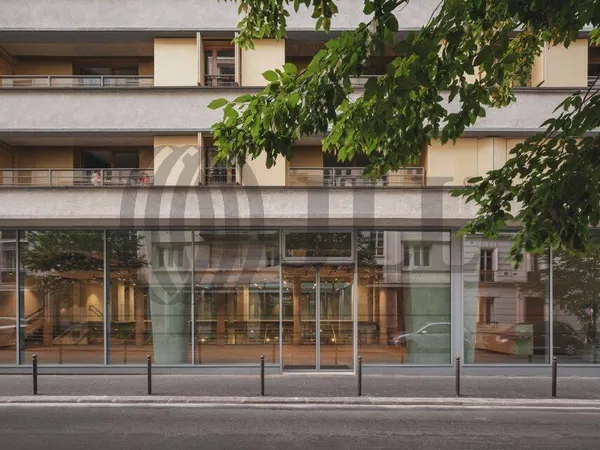 Bureaux 1090 m² 