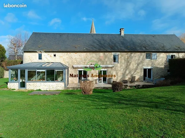 Maison 8 pièces 232 m² 