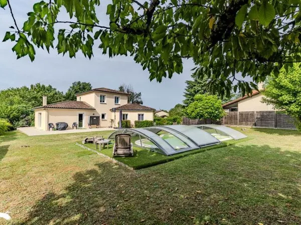 Contemporaine de 6 pièces principales 