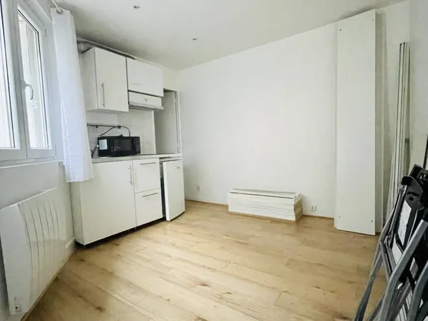 Appartement 1 pièce 12 m² 