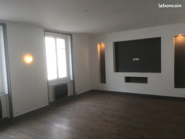 Grand T4 centre de Trignac 