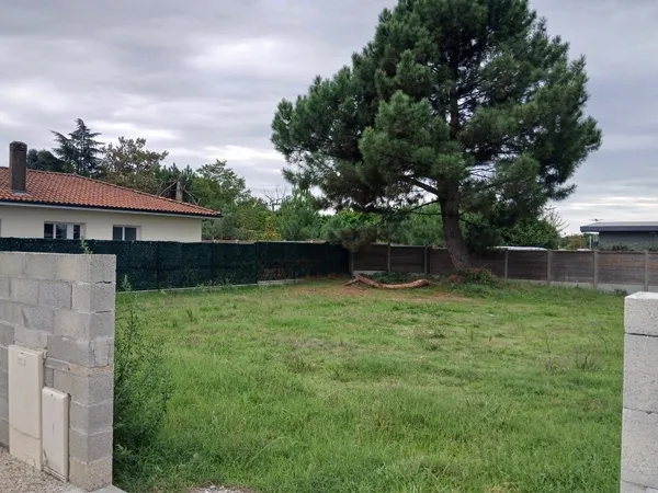 Terrain 412 m² 