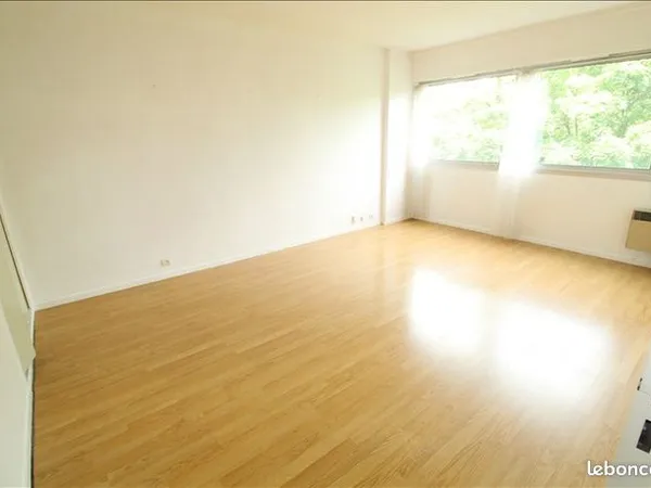 Appartement 1 pièce 31 m² 