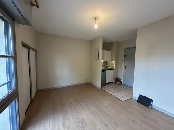 Appartement 1 pièce 19 m² 