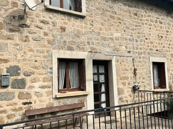 A vendre maison en pierres 