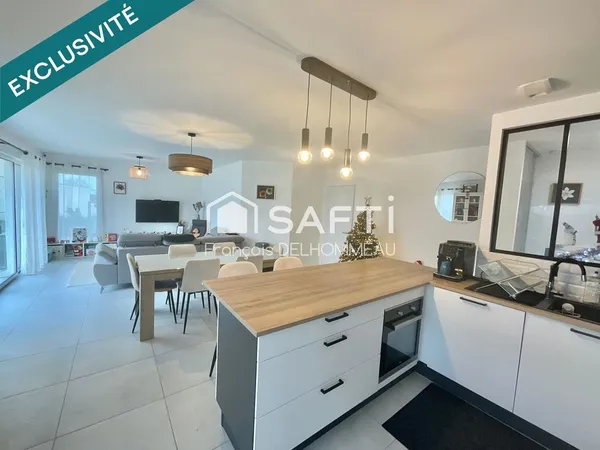 Maison 94m2, 2021, 3 chambres, un garage, terrain 405m2 