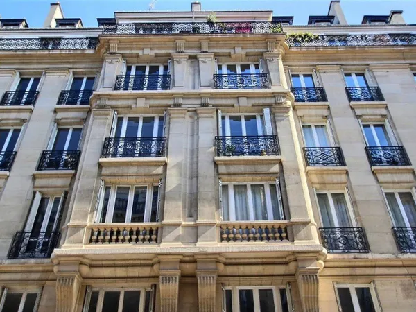 Appartement 6 pièces 156 m² 
