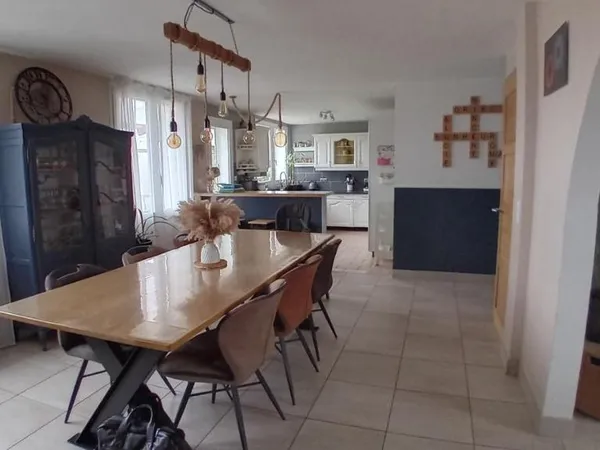 Maison 5 pièces 150 m² 