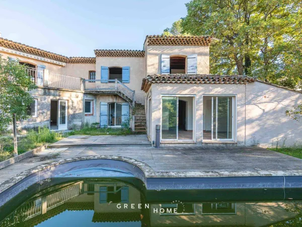 Maison 17 pièces 287 m² 