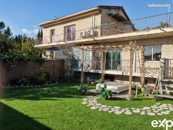 Duplex 5 pièces 99 m² 