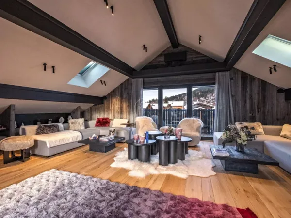 CHALET D'EXCEPTION - CENTRE VILLAGE - 5 CHAMBRES 