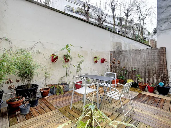 Paris 18ème Grand studio avec terrasse de 22m² ! 