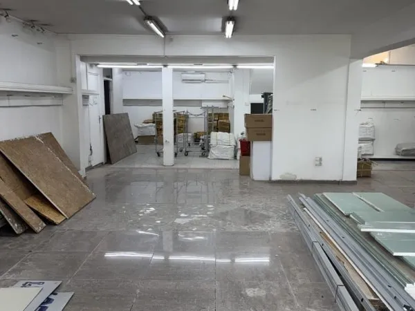 À louer - Local commercial | Saint-Pierre Centre
