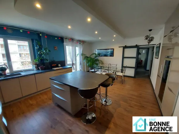 Appartement 4 pièces 112 m² 