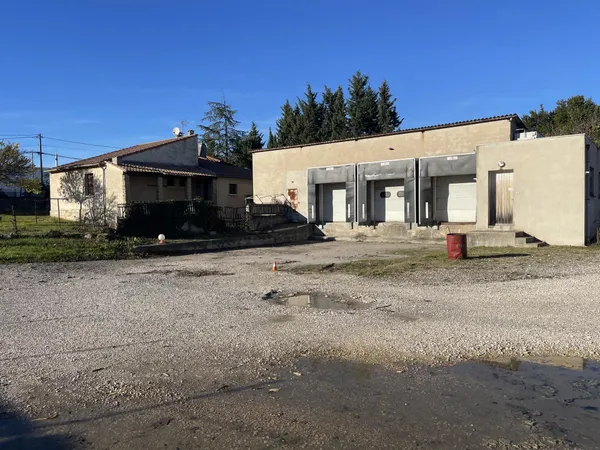 A VENDRE ALES BATIMENT 