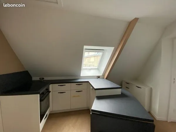 Appartement 1 pièce 14 m² 
