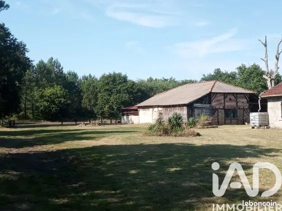 Propriété 5 pièces 160 m² 