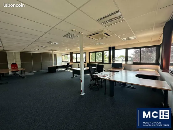 Bureaux 400 m² 