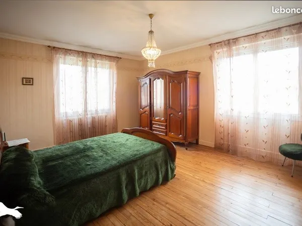 Maison 5 pièces 154 m² 