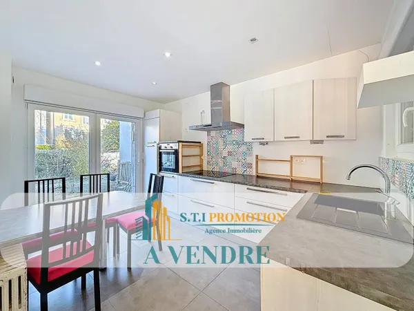 Maison 5 pièces 162 m² 