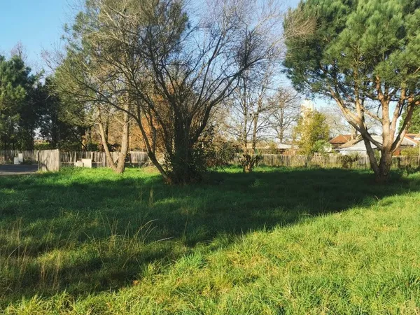 Terrain 520 m² 