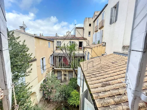 Studio 1 pièce 13 m² 