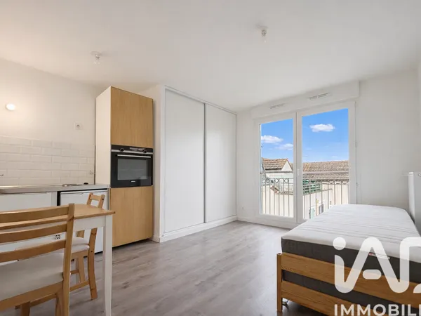 Studio 1 pièce 23 m² 