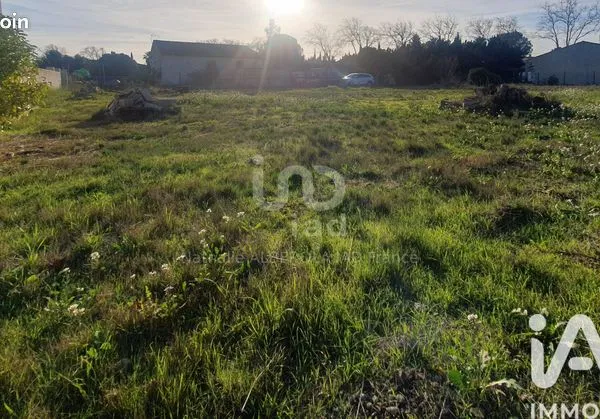 Terrain 803 m² 